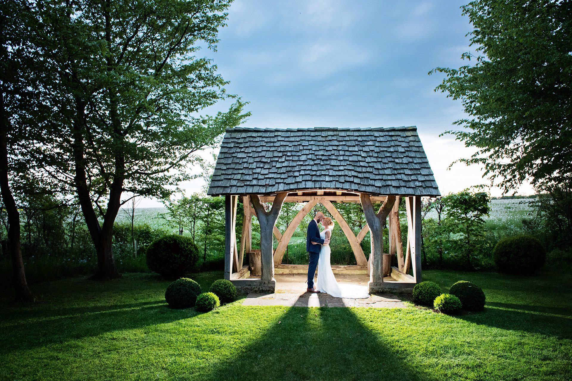 Cripps Barn Wedding Photographer 106 of 109_4QYkkEdn