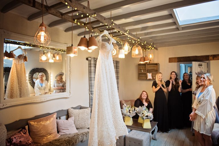 Blackwell-Grange-Blooming-Photography-Chloe-Alex-5-of-97_6c7btOqJ